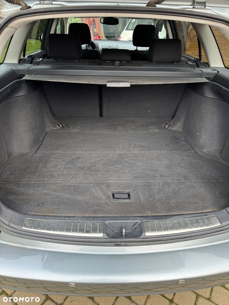 Toyota Avensis 2.0 D-4D Sol plus+NAVI - 13