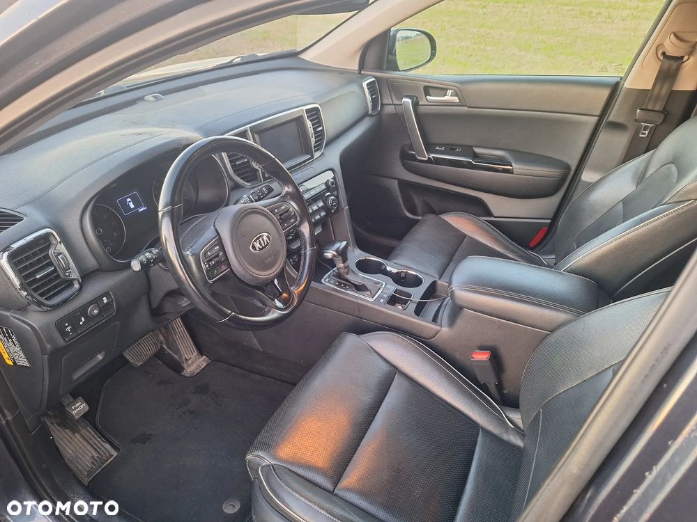 Kia Sportage - 10