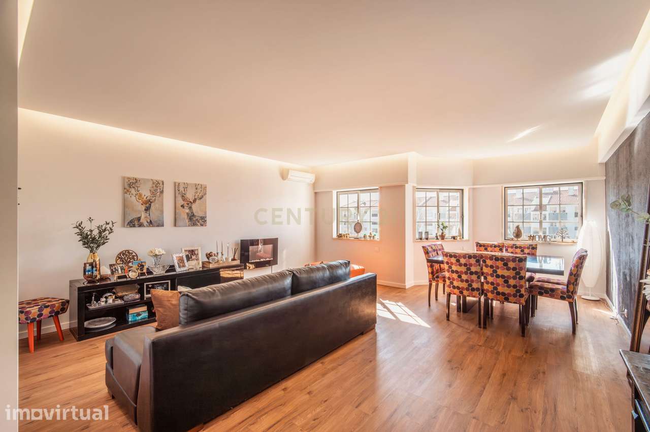 Apartamento T3 em Condomínio Privado | Alapraia, Cascais - Grande imagem: 2/22