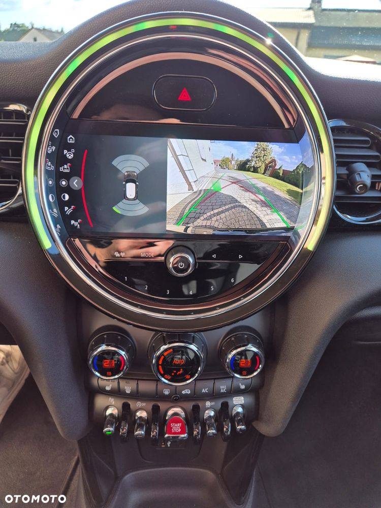 MINI Cooper Multitone Edition - 9