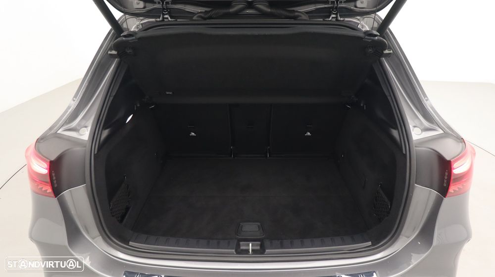 Mercedes-Benz GLA 250 e AMG Line - 32