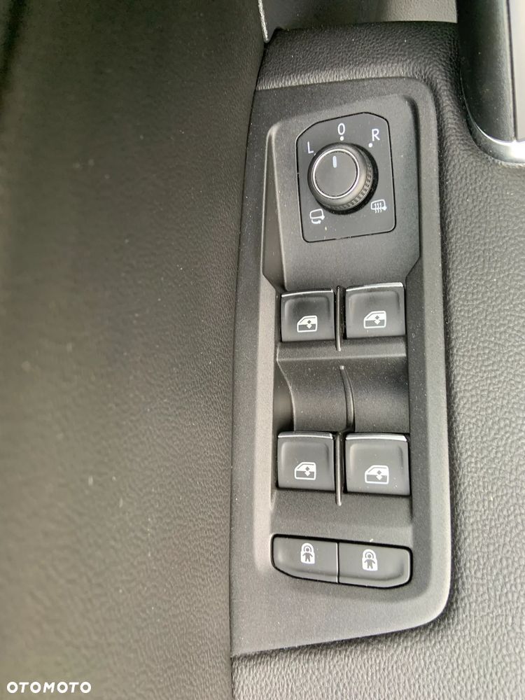 Volkswagen Touran 1.6 TDI BMT SCR Comfortline - 26