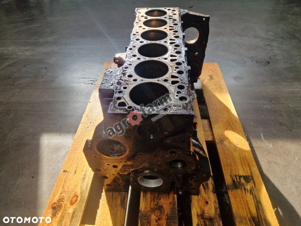Blok silnika New Holland T6.155, T6070, T7.185 - 4