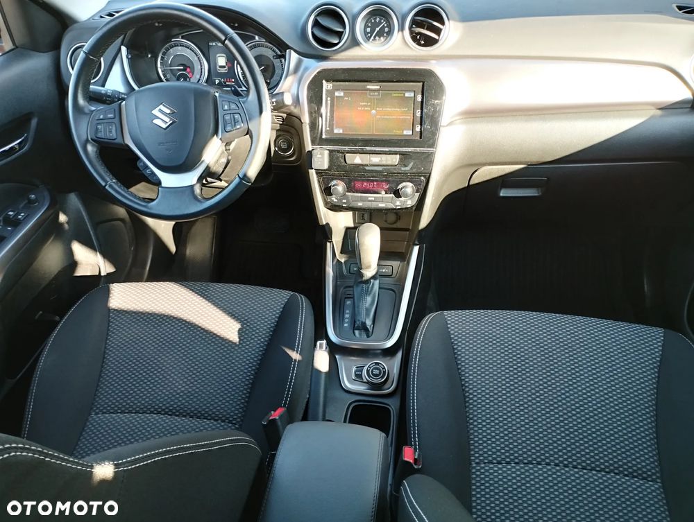 Suzuki Vitara 1.4 Boosterjet SHVS Premium 4WD - 16