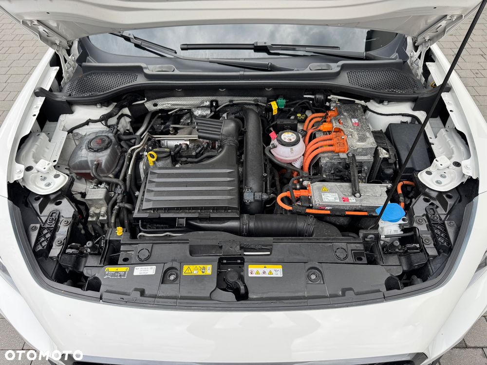 Cupra Formentor VZ 1.4 e-Hybrid DSG - 40