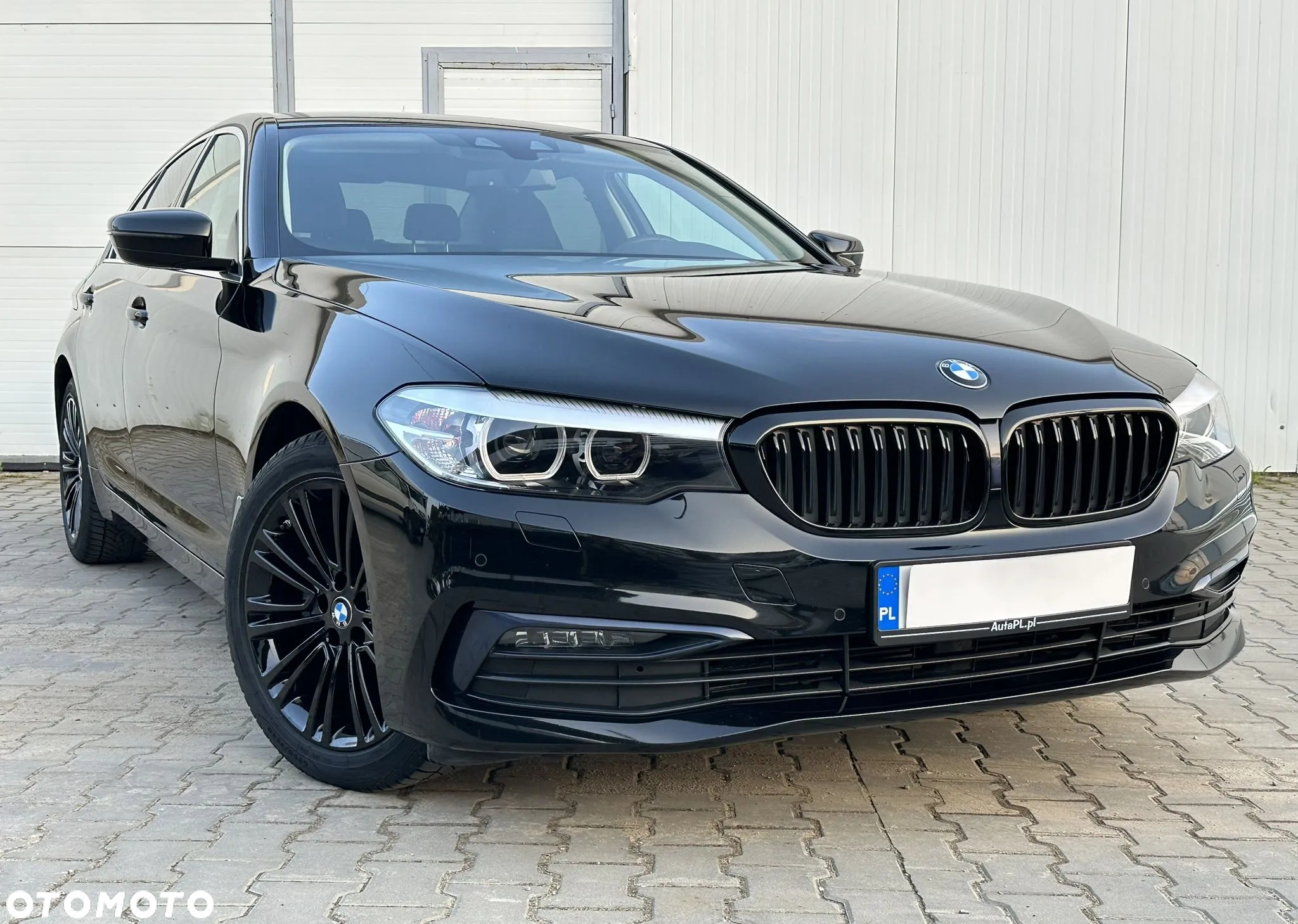 BMW Seria 5 520d xDrive Sport Line sport - 9