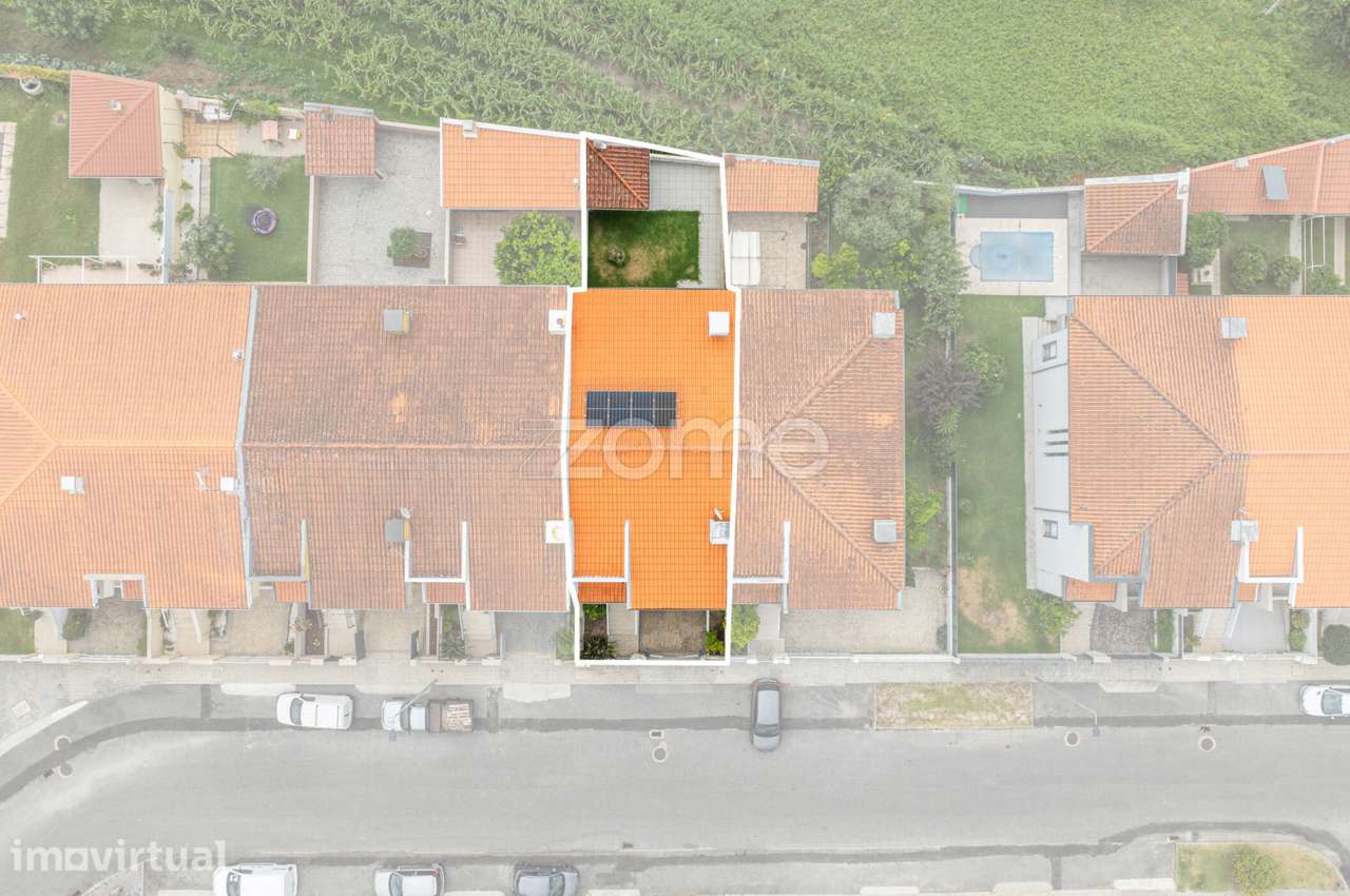 Moradia T3 em Banda, Amares - Grande imagem: 2/40