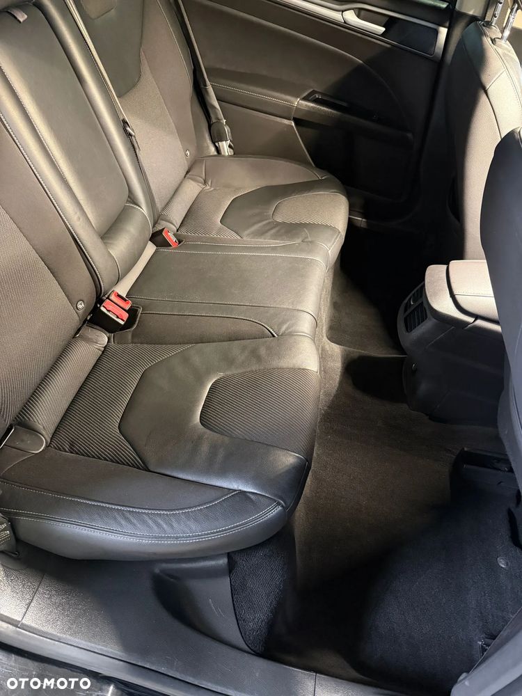 Ford Mondeo 2.0 TDCi STart-Stopp Titanium - 9