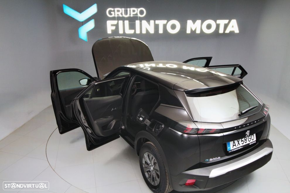 Peugeot e-2008 - 10