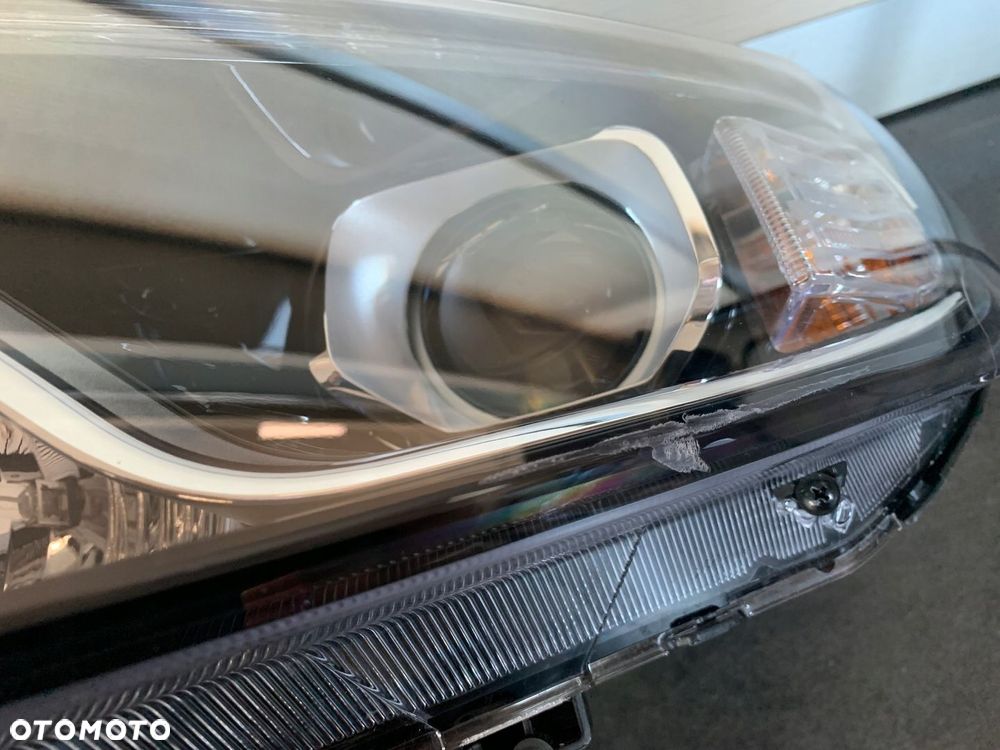 Lampa lewa SSANG YONG TIVOLI 2019- - 4