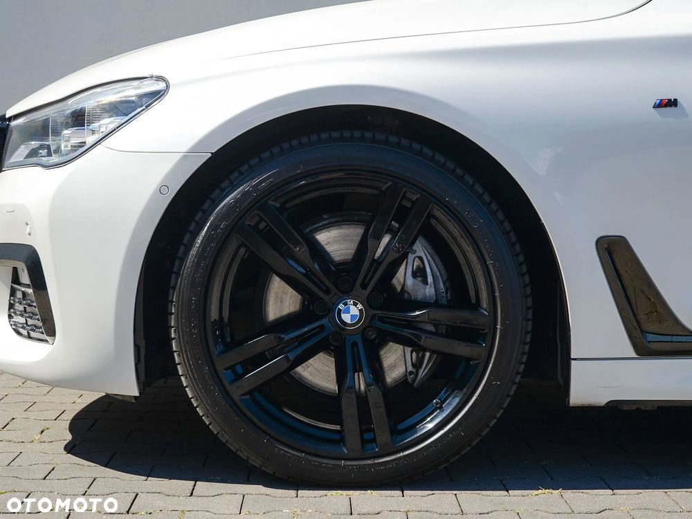 BMW Seria 7 - 5
