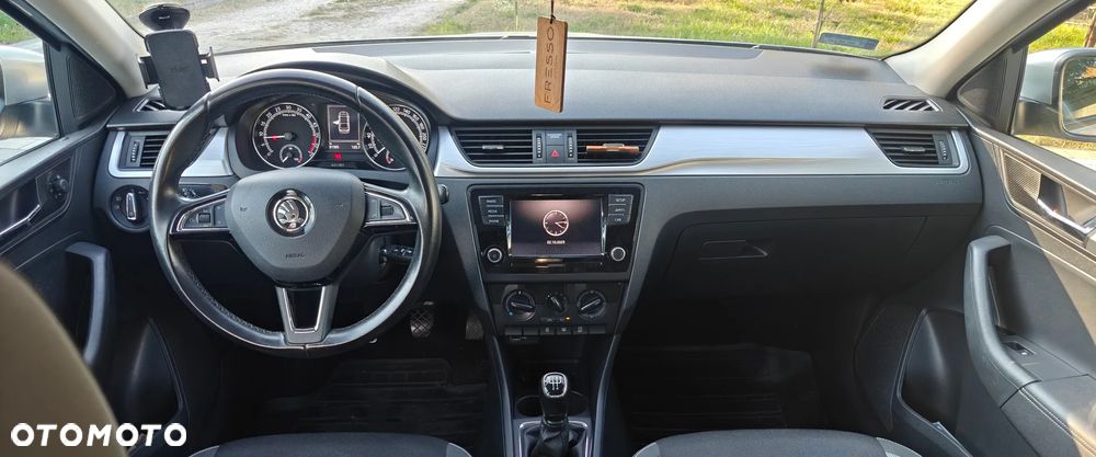 Skoda RAPID 1.6 TDI DPF Ambition - 8