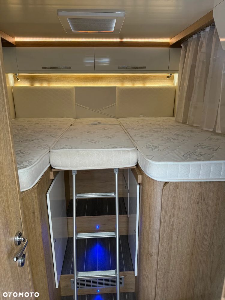 Ford CI Horon 84M - 10