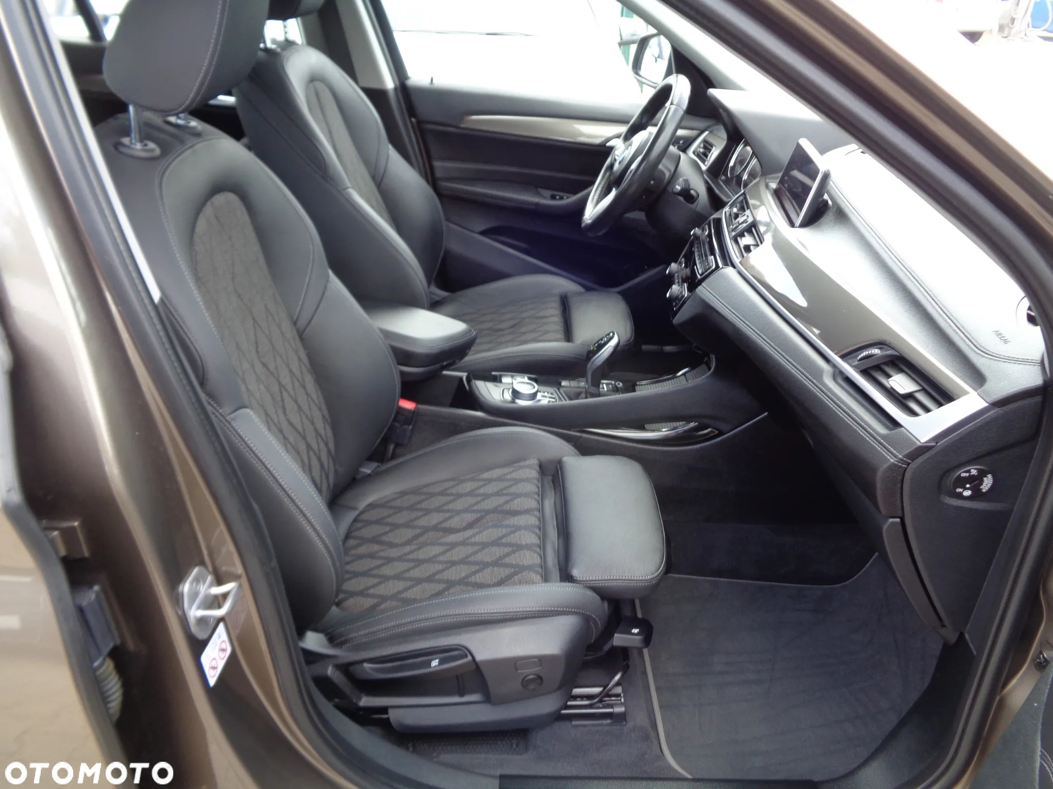BMW X1 sDrive20i GPF M Sport - 21