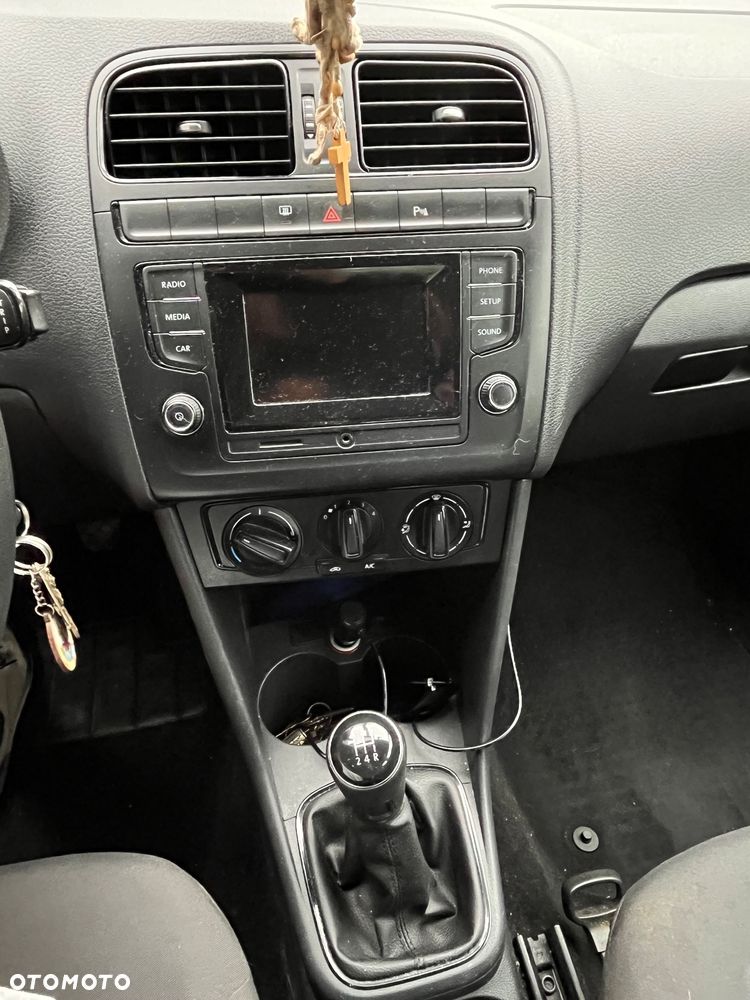 Volkswagen Polo 1.0 BMT Trendline - 8