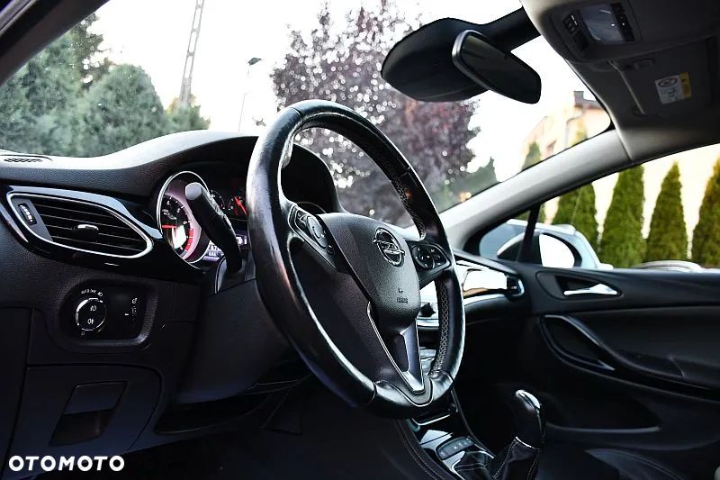 Opel Astra 1.4 Turbo Start/Stop Sports Tourer Innovation - 11