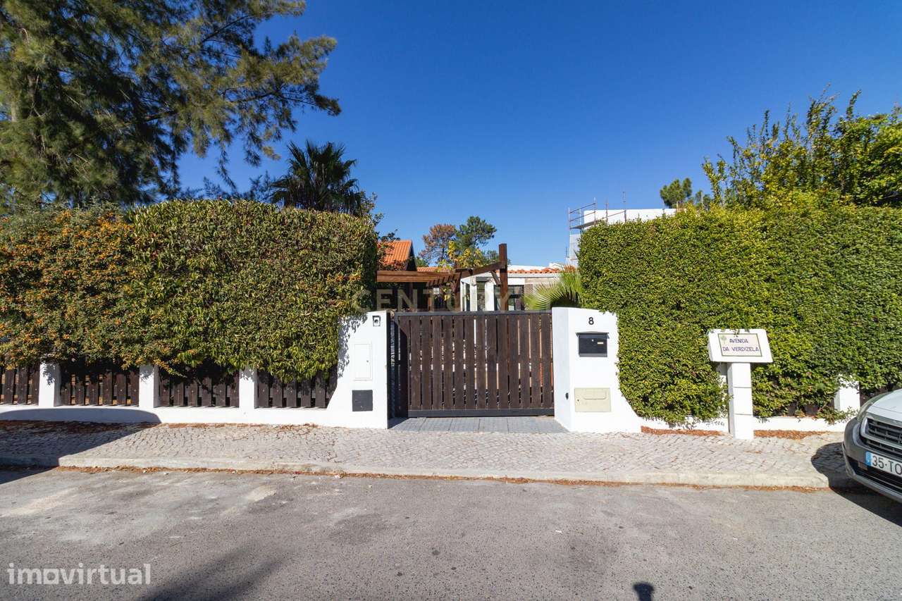 MORADIA DE CHARME NA VERDIZELA – LOTE DE 1.050 m² COM PISCINA - Grande imagem: 4/35