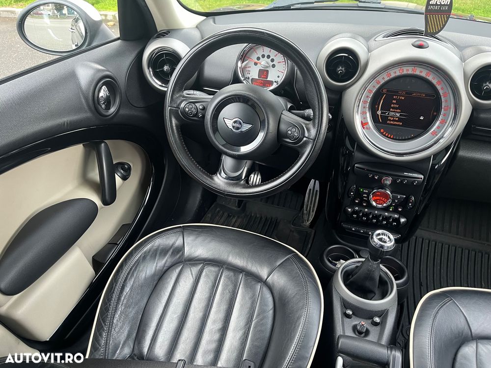 Mini Countryman Cooper SD ALL4 - 17