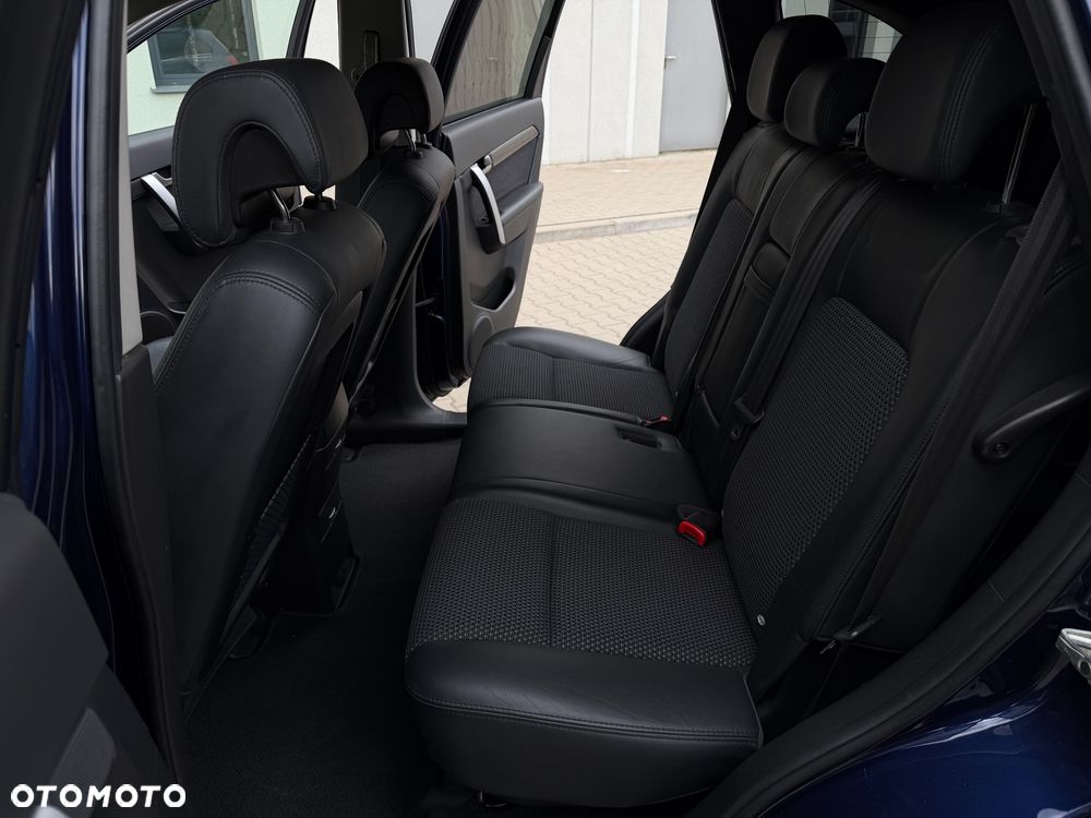 Chevrolet Captiva 2.4 2WD 7 Sitzer LS Family Edition - 19