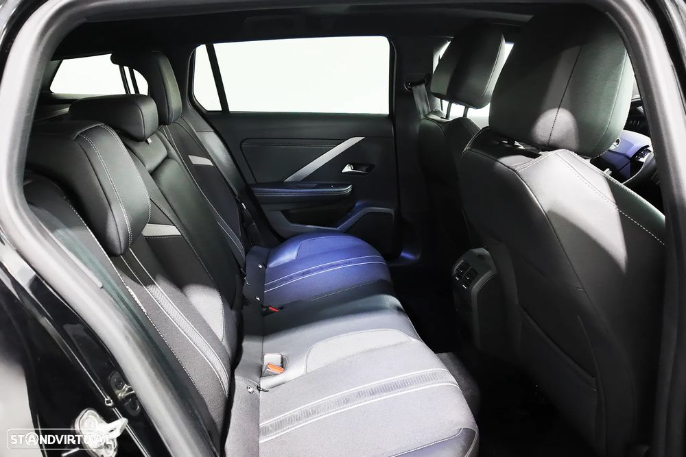 Opel Astra Sports Tourer 1.2 T GS - 6