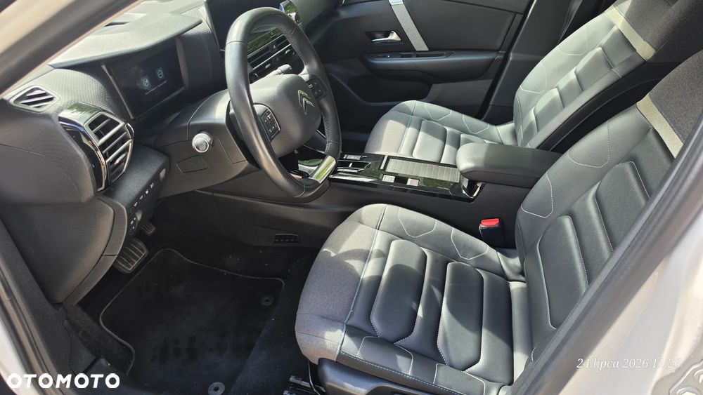 Citroën C4 EV136 50kWh Shine - 13