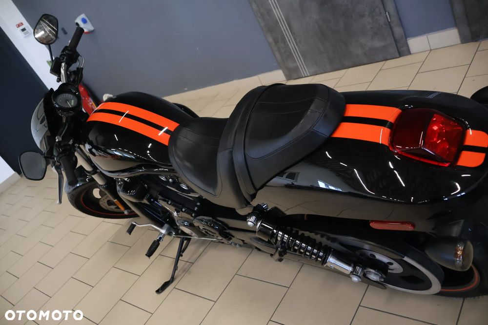Harley-Davidson V-Rod Night Rod - 30