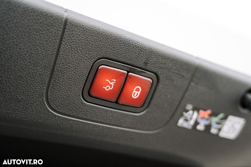 Mercedes-Benz CLA - 29