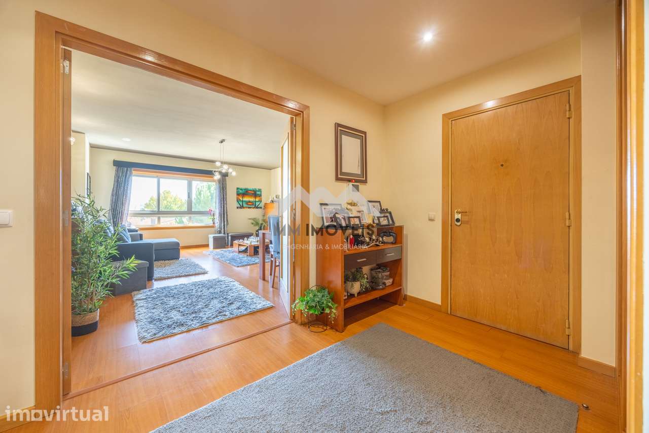 Apartamento T3 | Suíte | 2 Varandas | Lugar de Garagem | Águas Santas - Grande imagem: 3/30