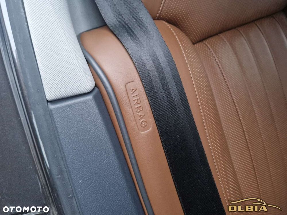 Volkswagen Phaeton - 23