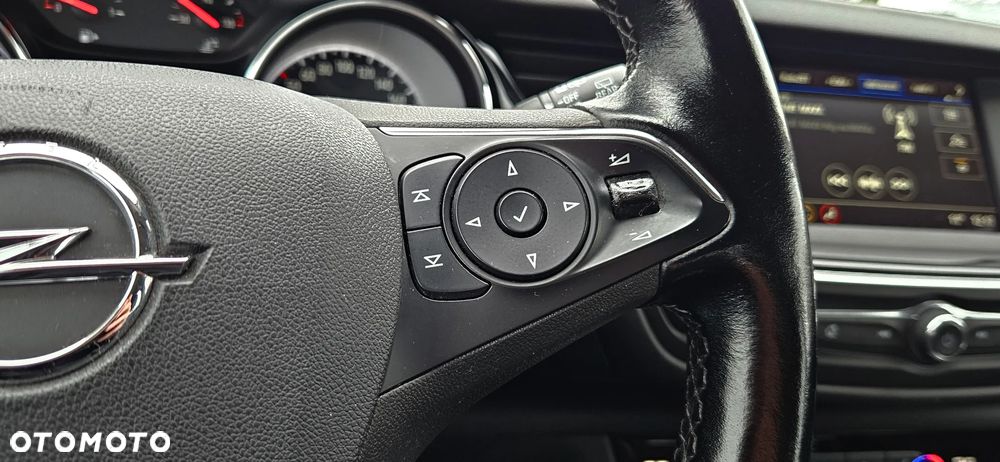 Opel Insignia - 21