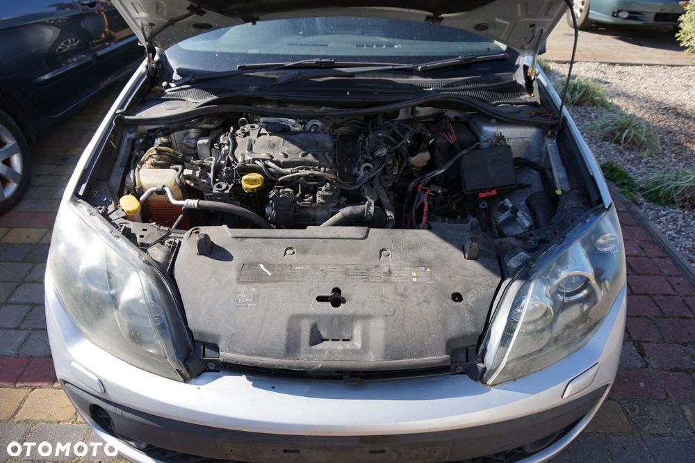RENAULT LAGUNA III PH1 KOMBI 2009 TED69 2.0 DCI M9R808 150KM PK4004 SREBRNY na części - 9