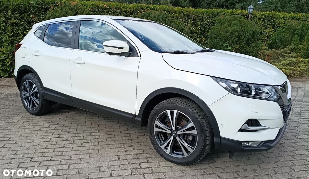 Nissan Qashqai 1.2 DIG-T N-Connecta - 4