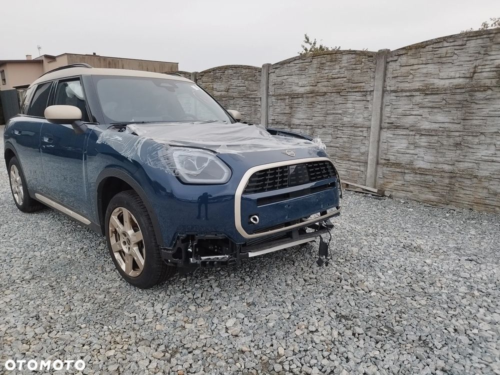 MINI Countryman C Favoured Trim - 1