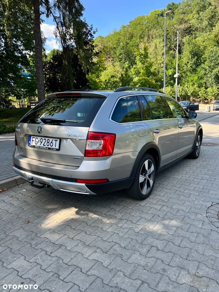 Skoda Octavia 2.0 TDI 4x4 Scout - 6