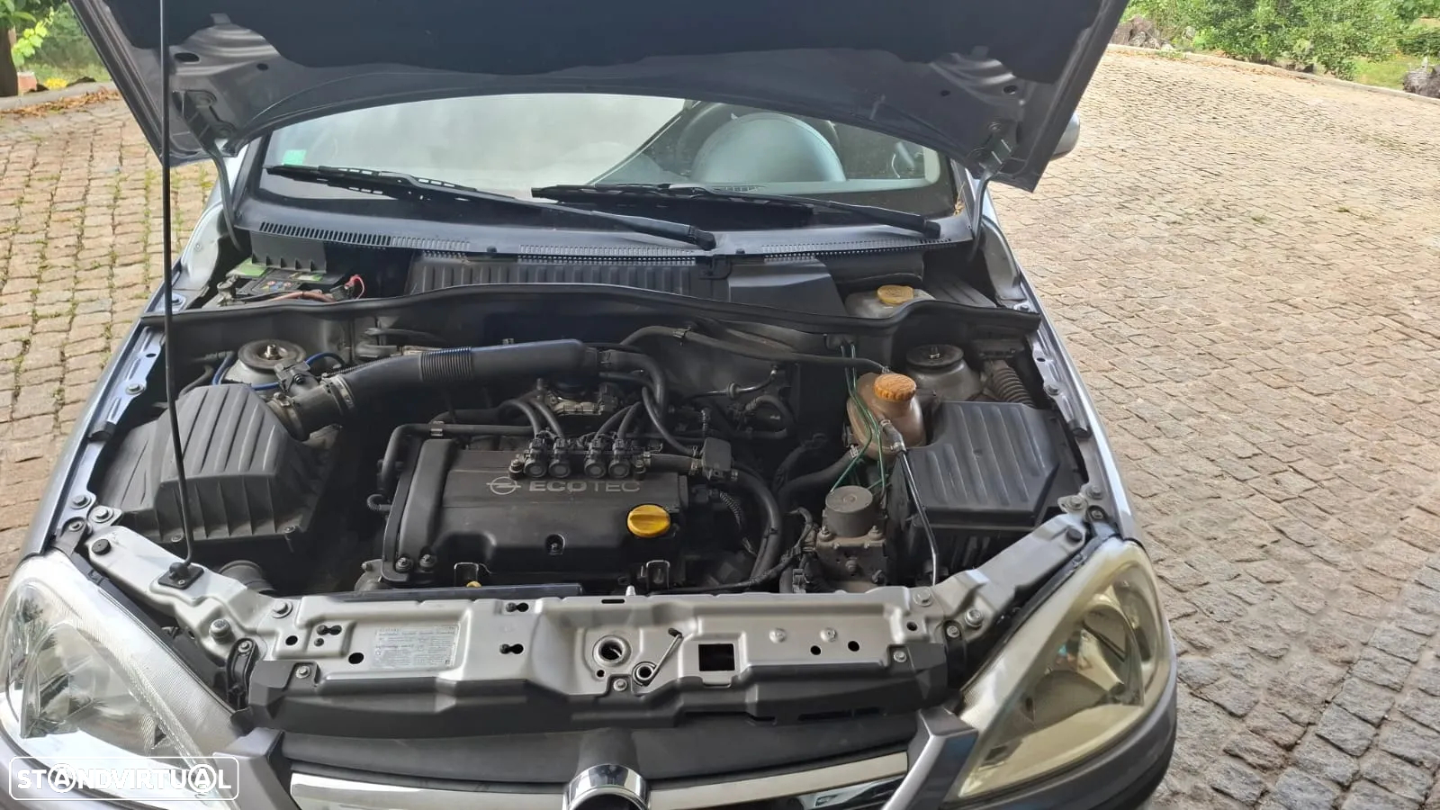 Opel Corsa 1.2 Twinport Enjoy - 3