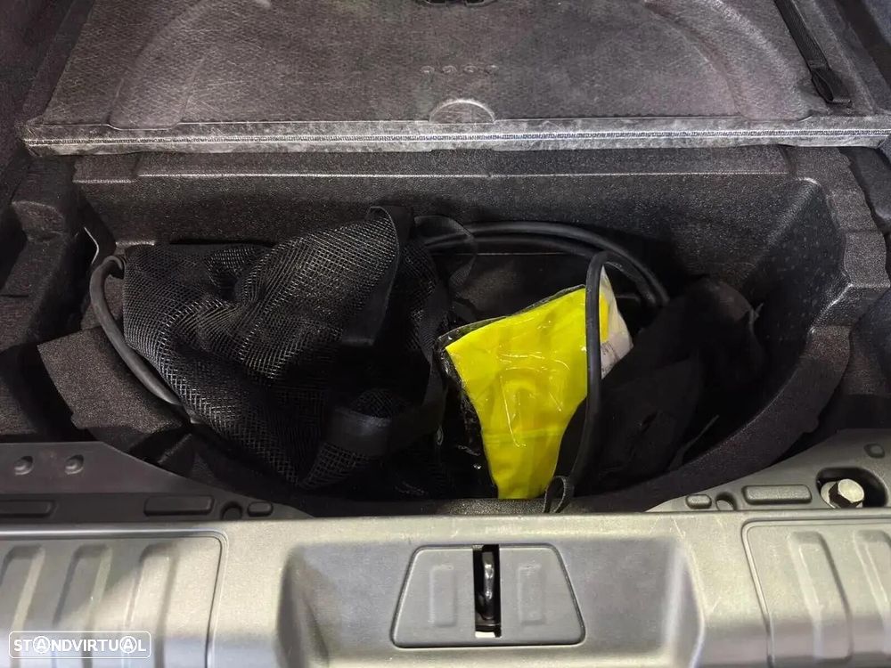Land Rover Range Rover Sport 3.0 P440e Dynamic SE - 43