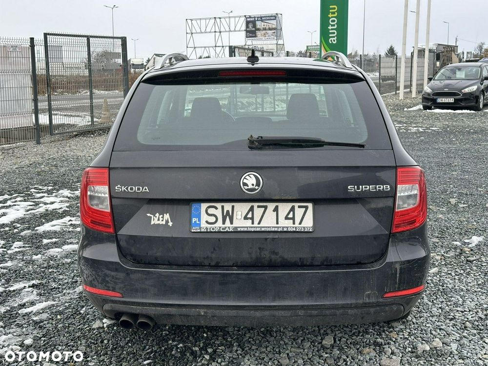 Skoda Superb 2.0 TDI Elegance DSG - 7