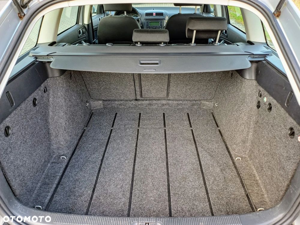 Skoda Octavia 2.0 TDI Ambiente - 9