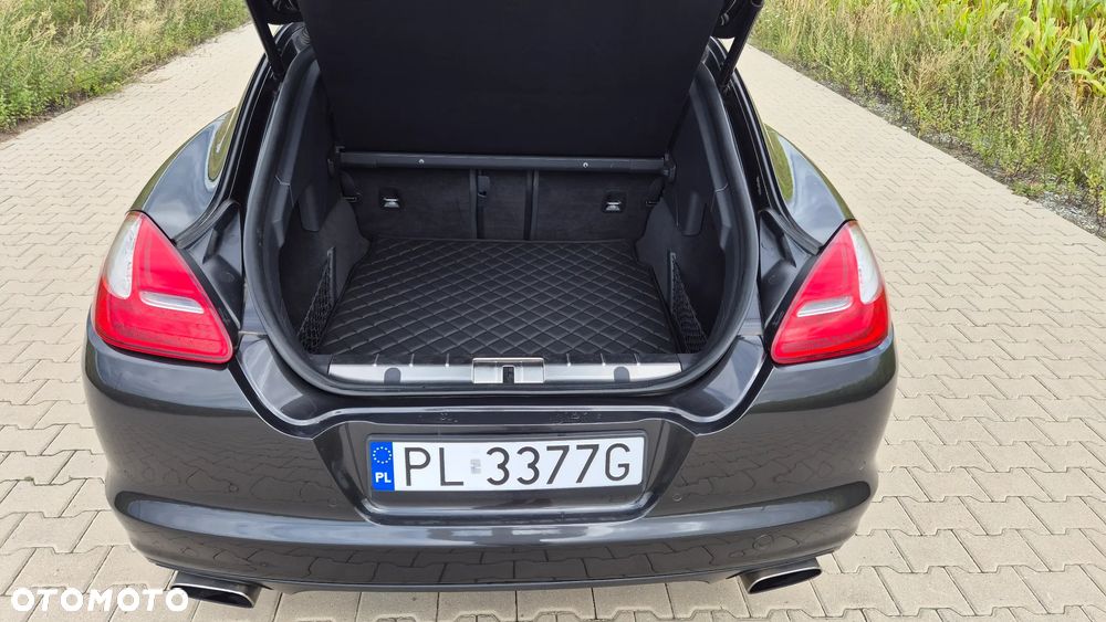 Porsche Panamera - 19