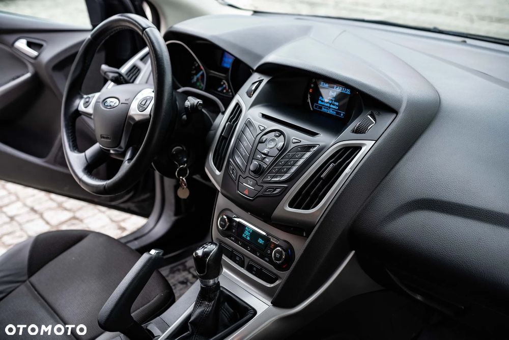 Ford Focus - 22