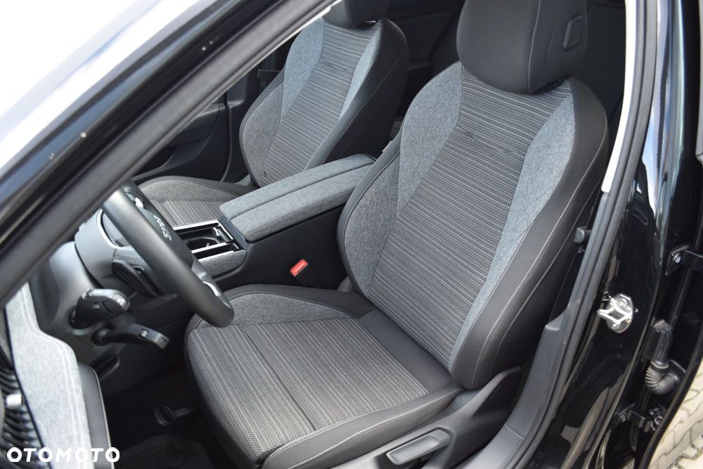 Skoda Superb 2.0 TDI SCR Selection DSG - 28