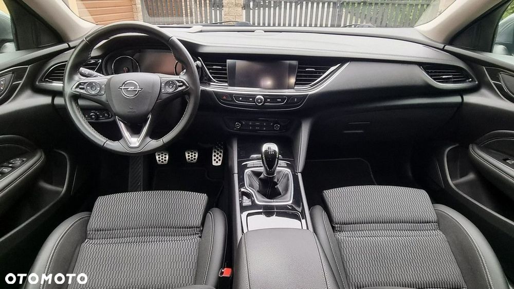 Opel Insignia - 13