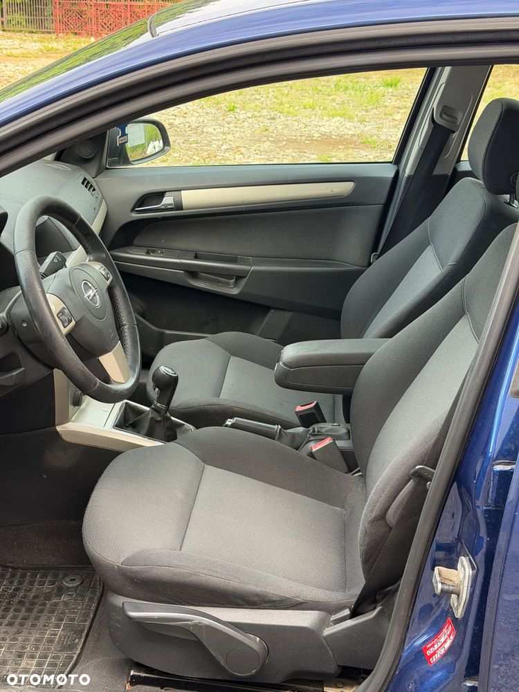 Opel Astra 1.6 Edition - 10