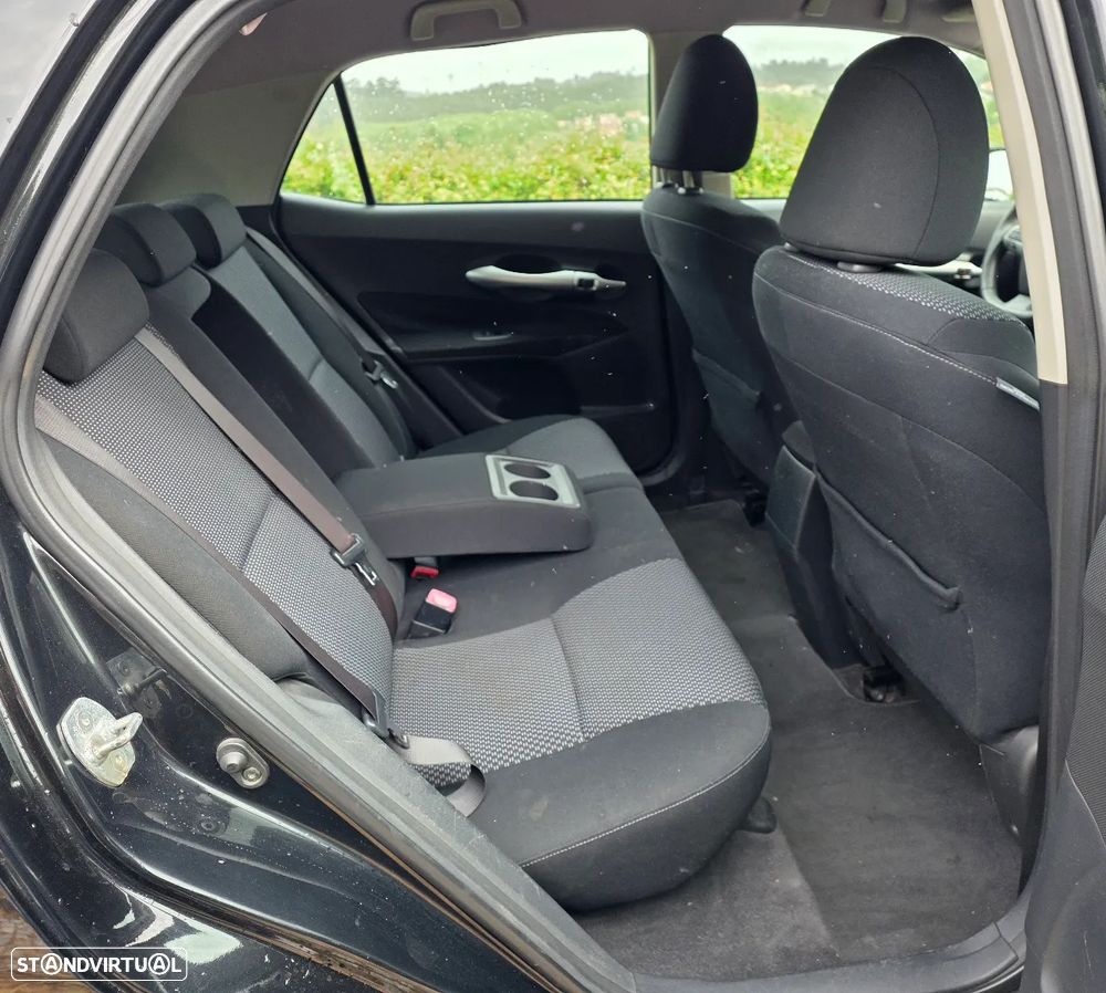 Toyota Auris 1.4 D-4D AC - 12