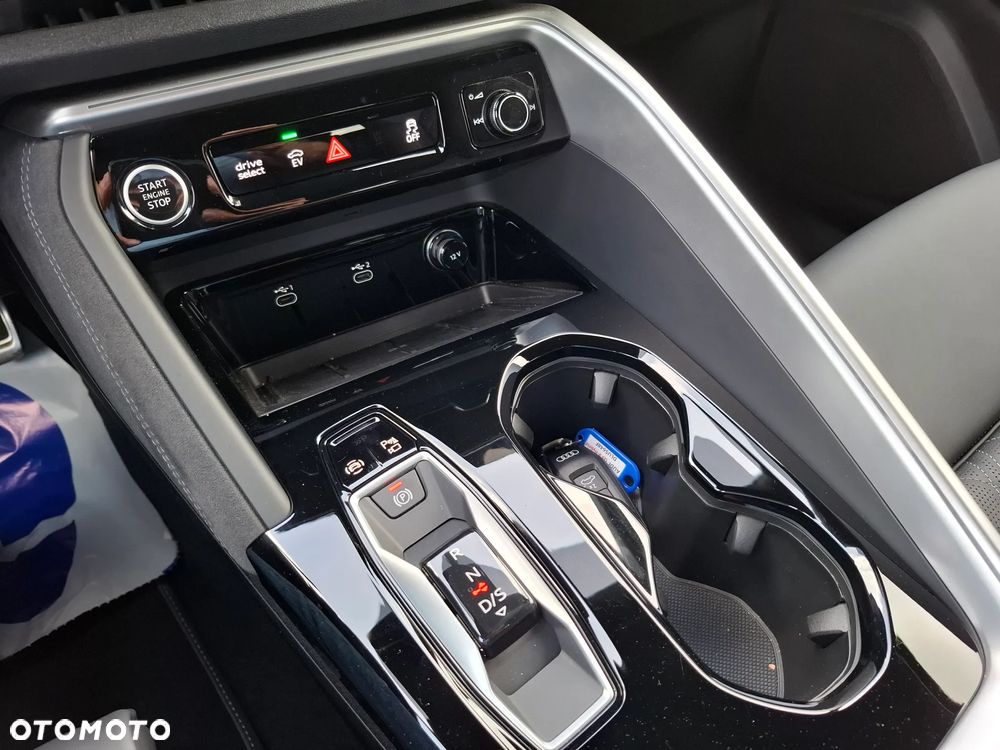 Audi Q5 Sportback e-Hybrid 270 kW Quattro S tronic - 28