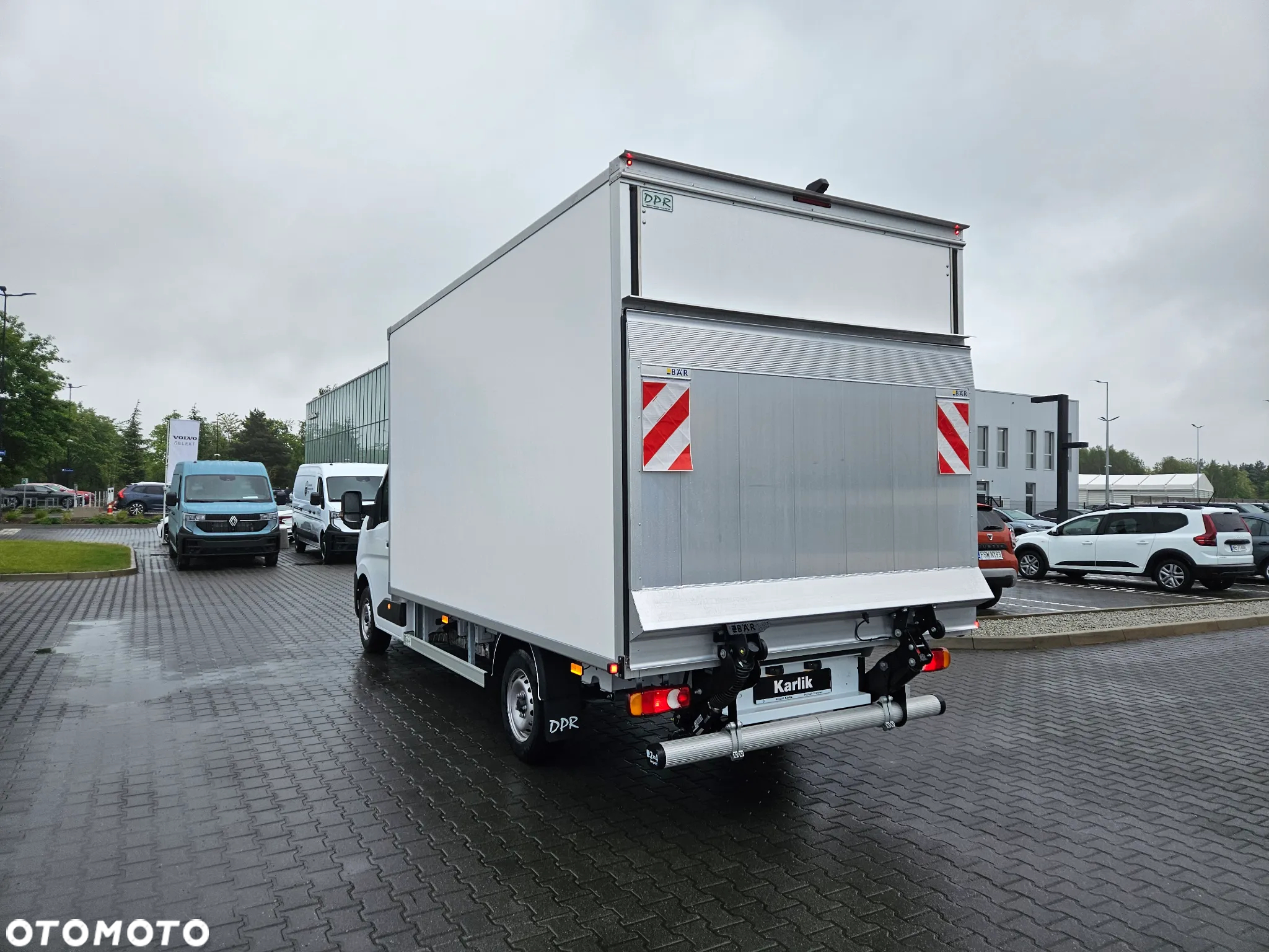 Renault nowy Master kontener 8 EP + winda - 6