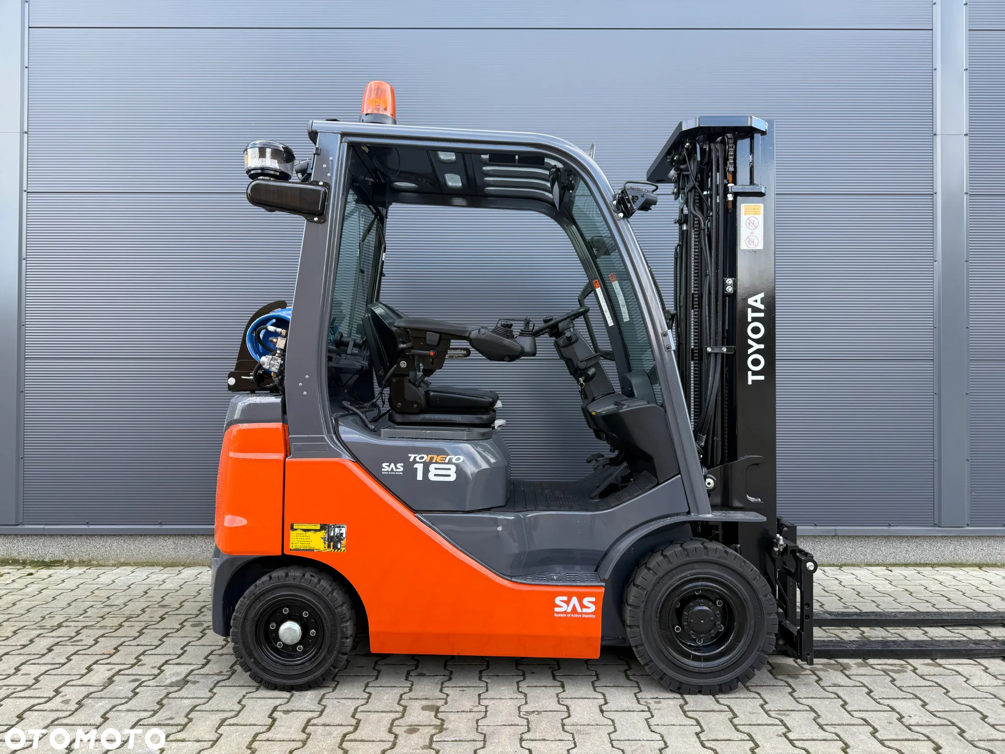 Toyota 02-8FGF18 - 3