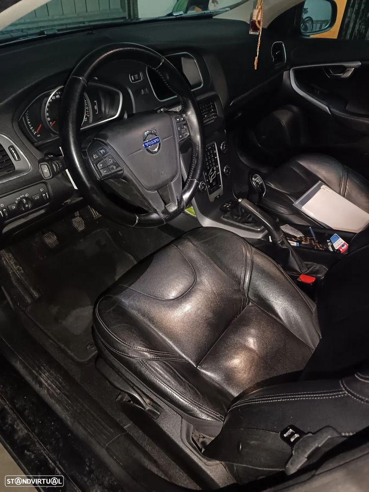 Volvo V40 1.6 D2 Momentum Eco - 6