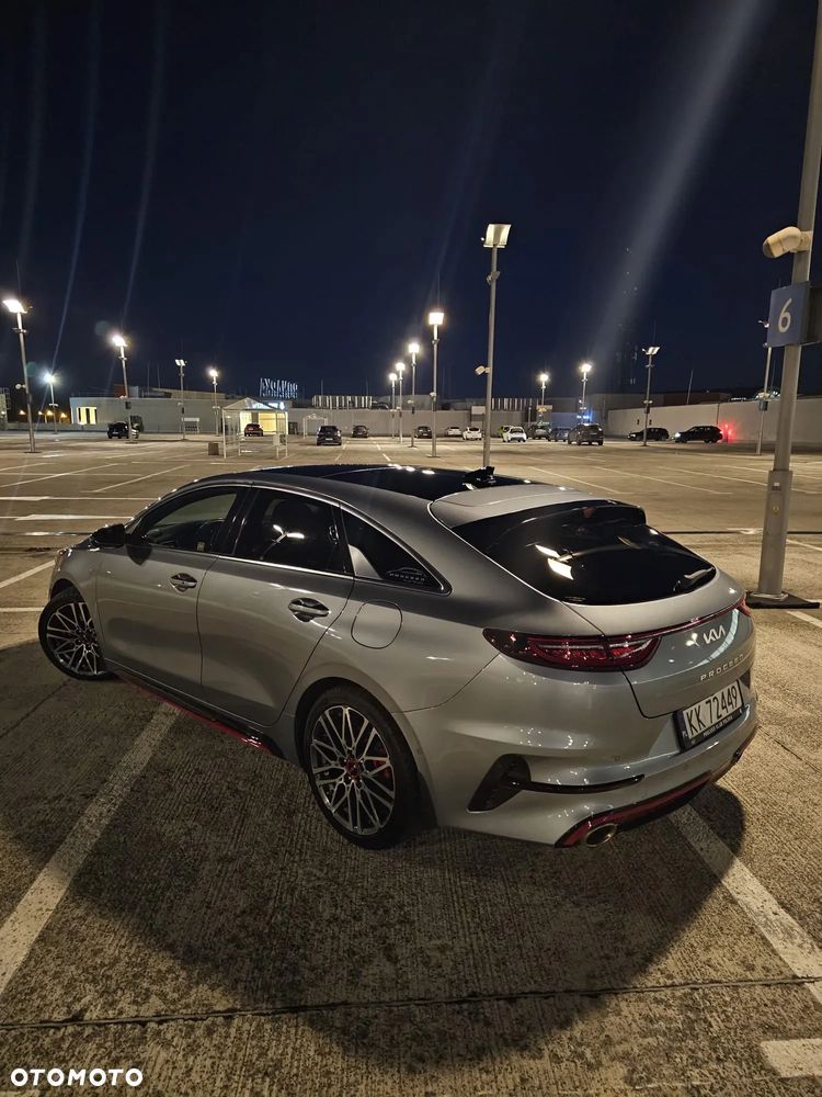 Kia ProCeed 1.6 T-GDI GT DCT - 6