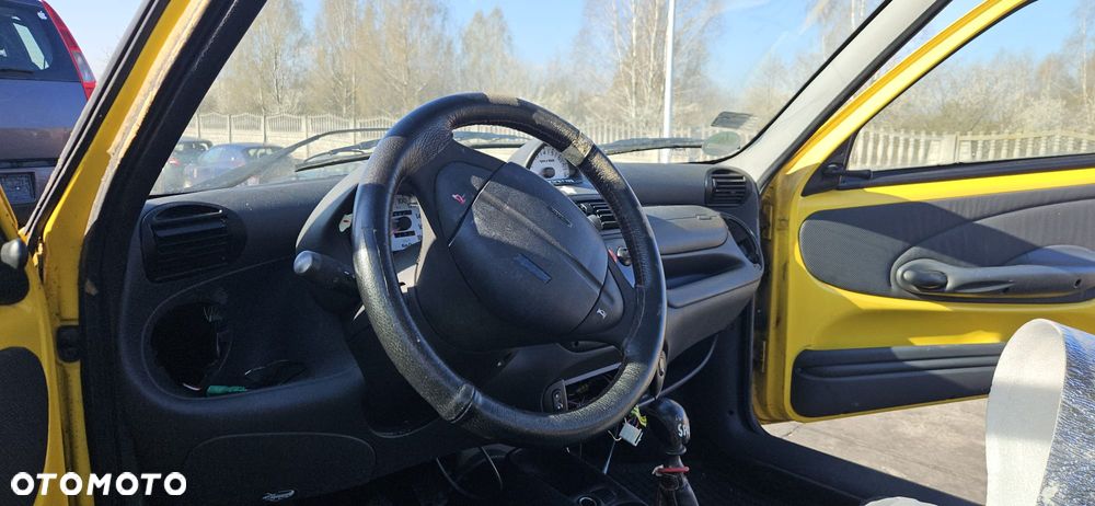 FIAT SEICENTO SPORTING ABARTH 1.1 98 - 02 - LAMPA TYL TYLNA LEWA PRAWA - 16